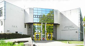 A photo of the IUT GEII in Tours.